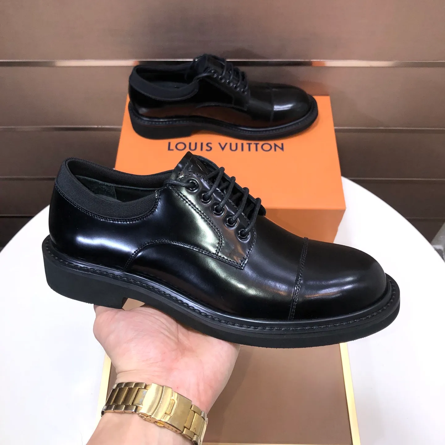 Men's men's shoes 💰660💰[LOUIS VUITTON] (original order) new style 🍀LV Louis Vuitton * - top version of LV classic leather shoes! Made of imported original single cowhide, original leather side strips and wear-resistant rubber outsole! High quality products! Code number 39-44 (38.45 customized)